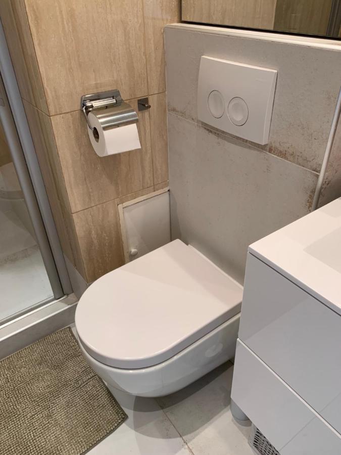 קנוקה-הייסט Luxe Studio/Suite Met Zeezicht En Volle Zon מראה חיצוני תמונה