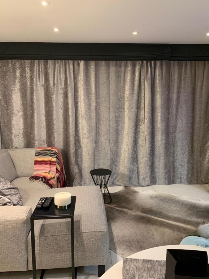קנוקה-הייסט Luxe Studio/Suite Met Zeezicht En Volle Zon מראה חיצוני תמונה